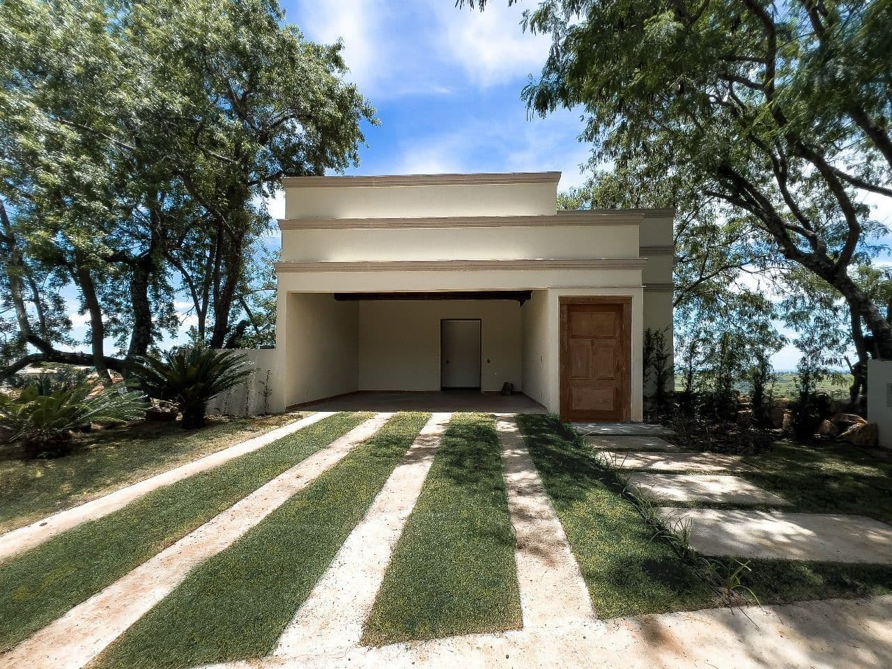 Casa em Condomínio San Conrado