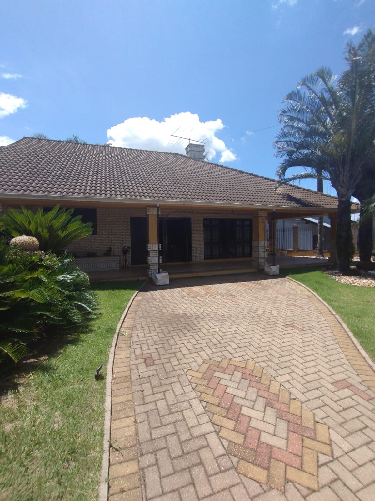 Casa em Portão - Centro