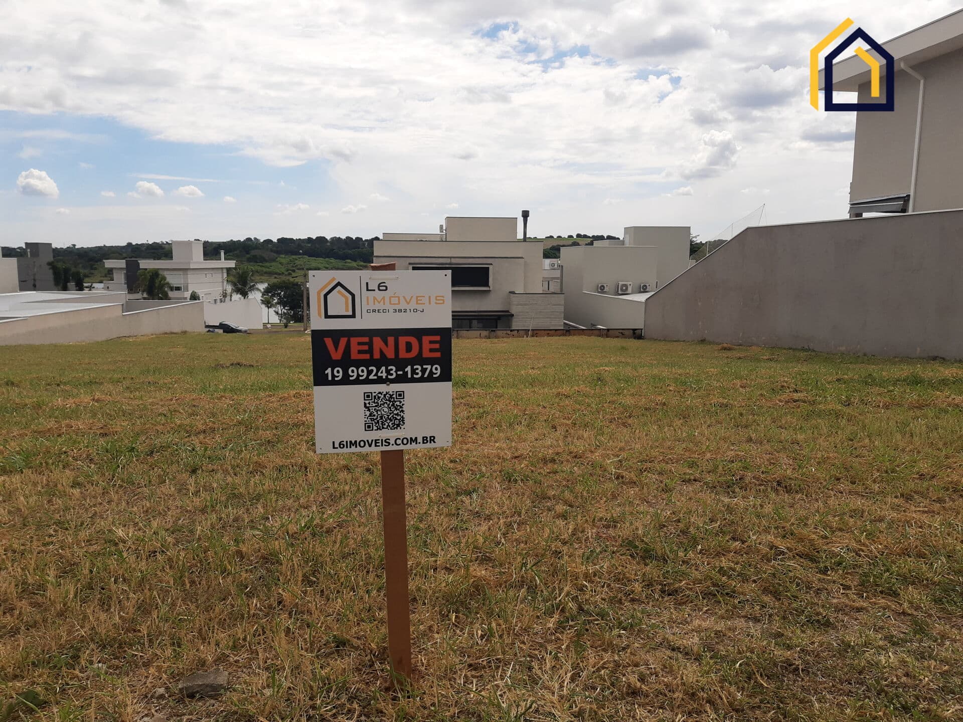 Terreno à venda Condomínio Lago da Barra
