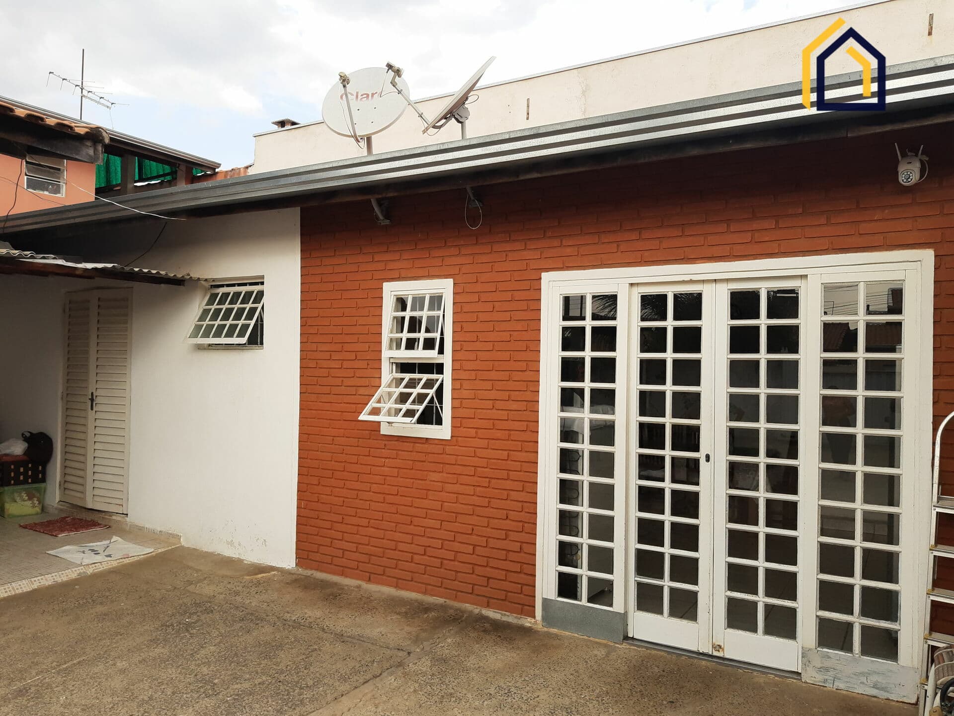 Casa à venda B. Arco Iris