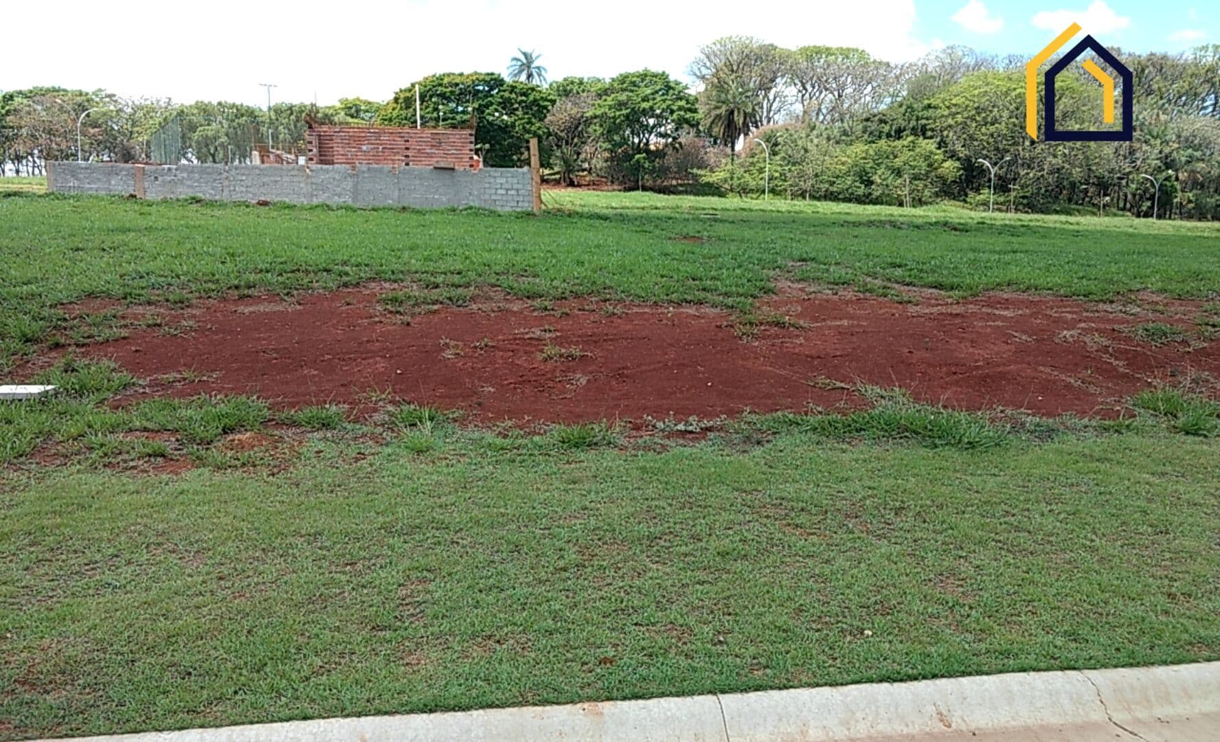 Viva a Natureza e a Convivência: Terreno no Condomínio Reserva Santa Izabel