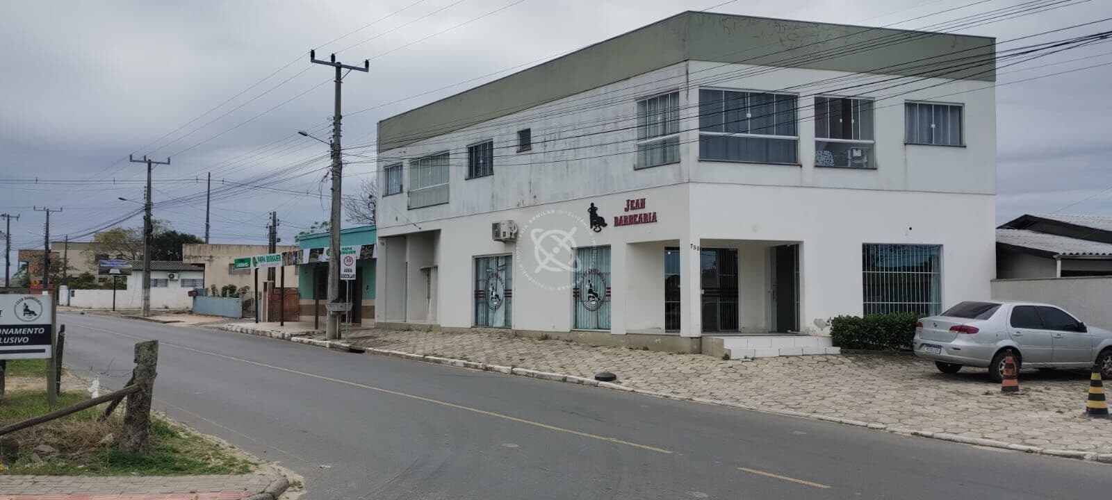 Prédio Residencial/Comercial