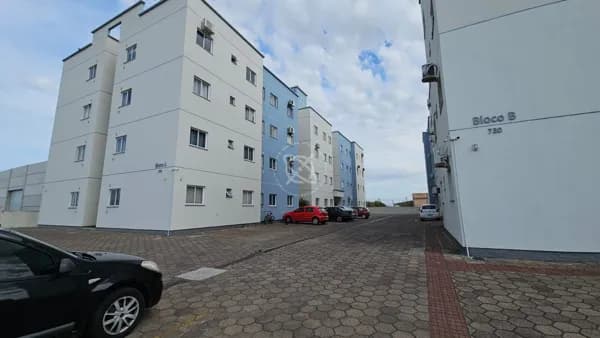 Apartamento no bairro Urussanguinha