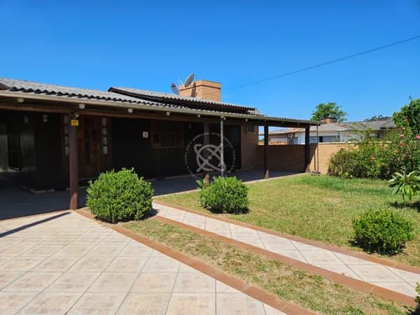 Casa em madeira no Caverazinho