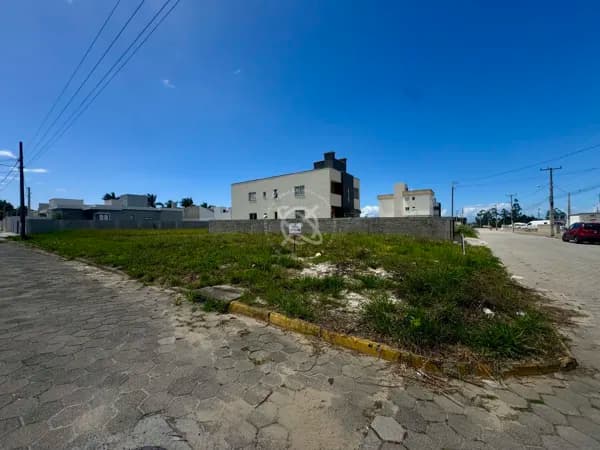 Terreno de esquina - Urussanguinha