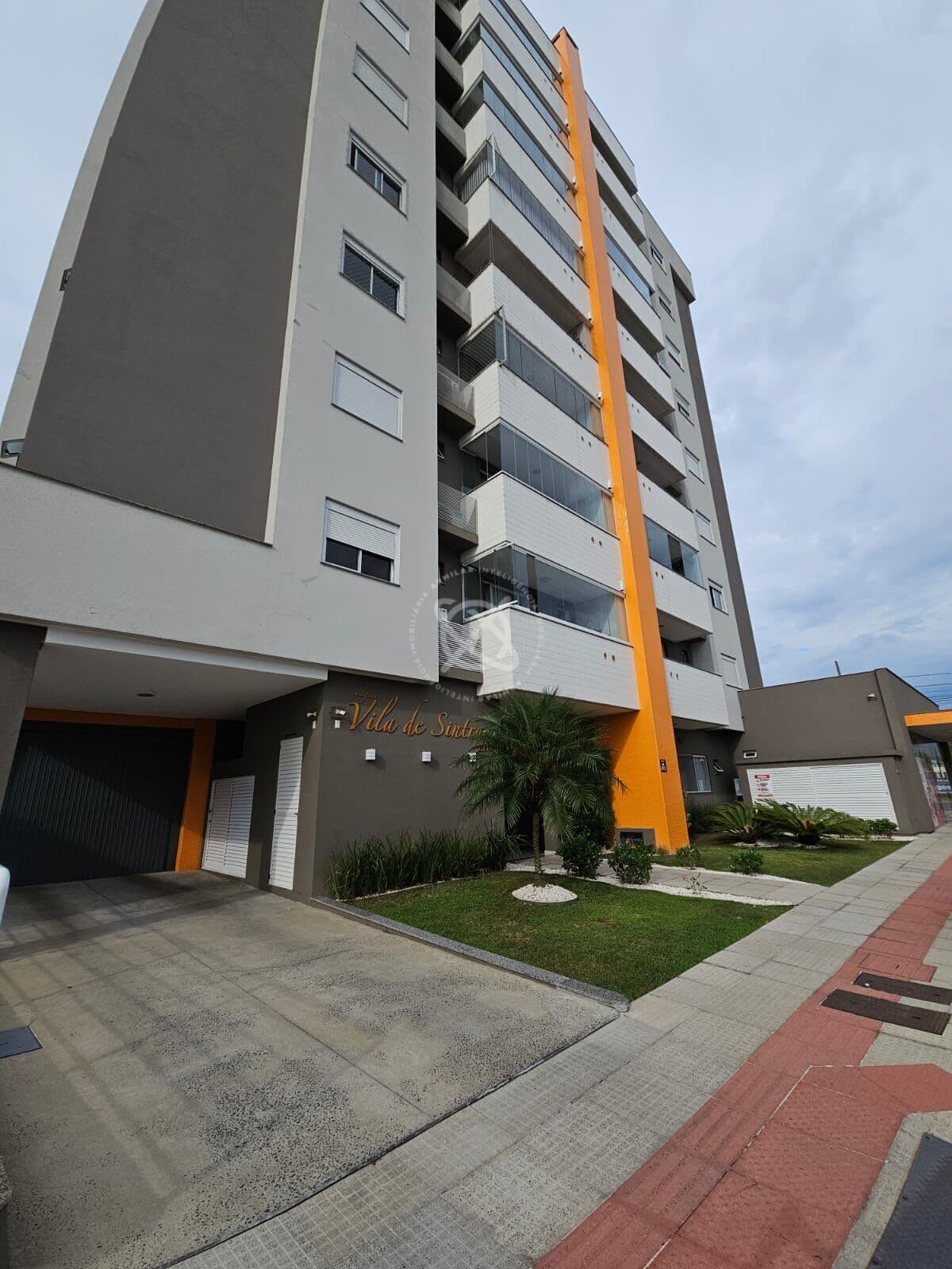 Apartamento com 3 dormitórios com suíte