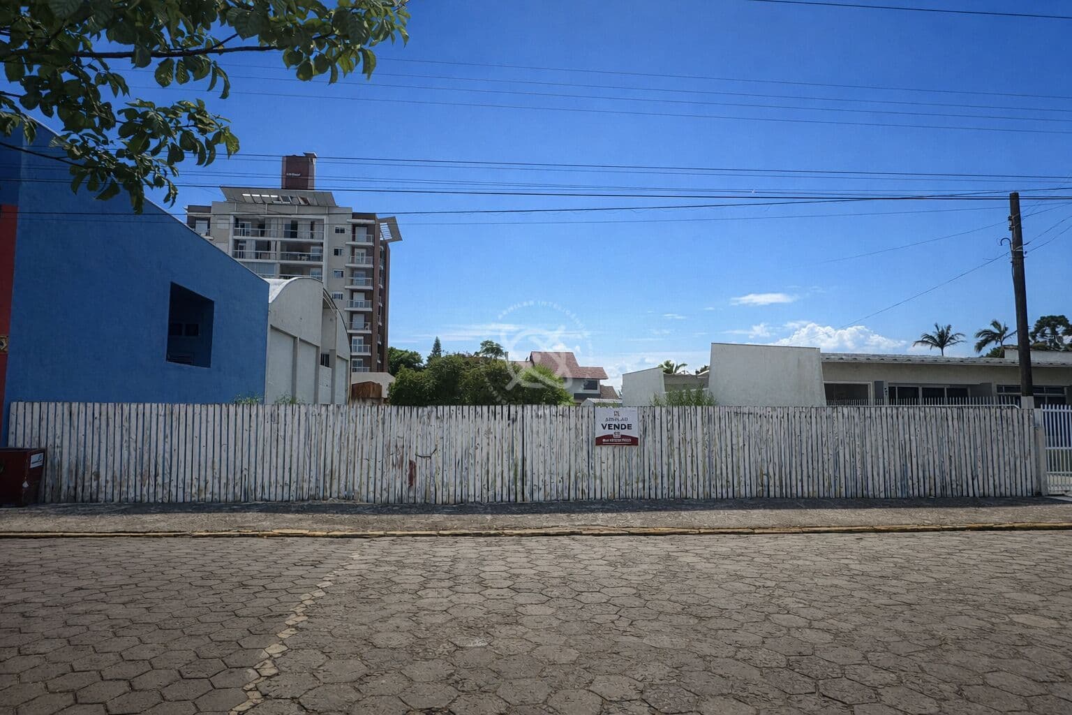Terreno com 1.200 m² no Centro - Araranguá/SC