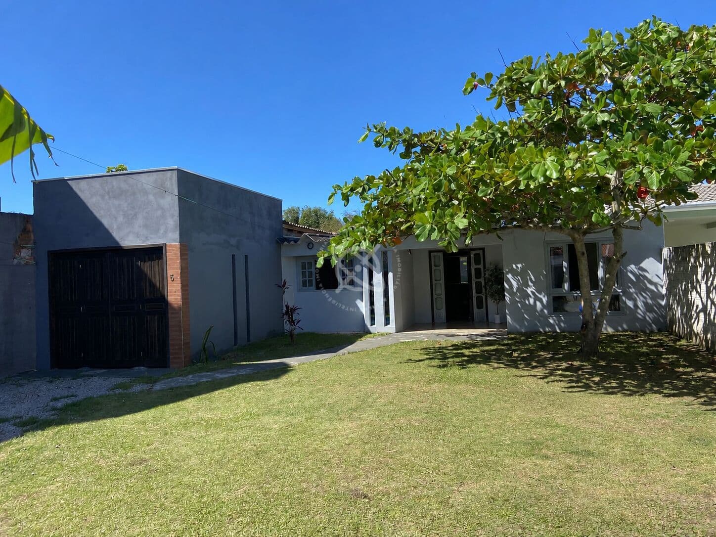 Casa em Baln. Arroio do Silva