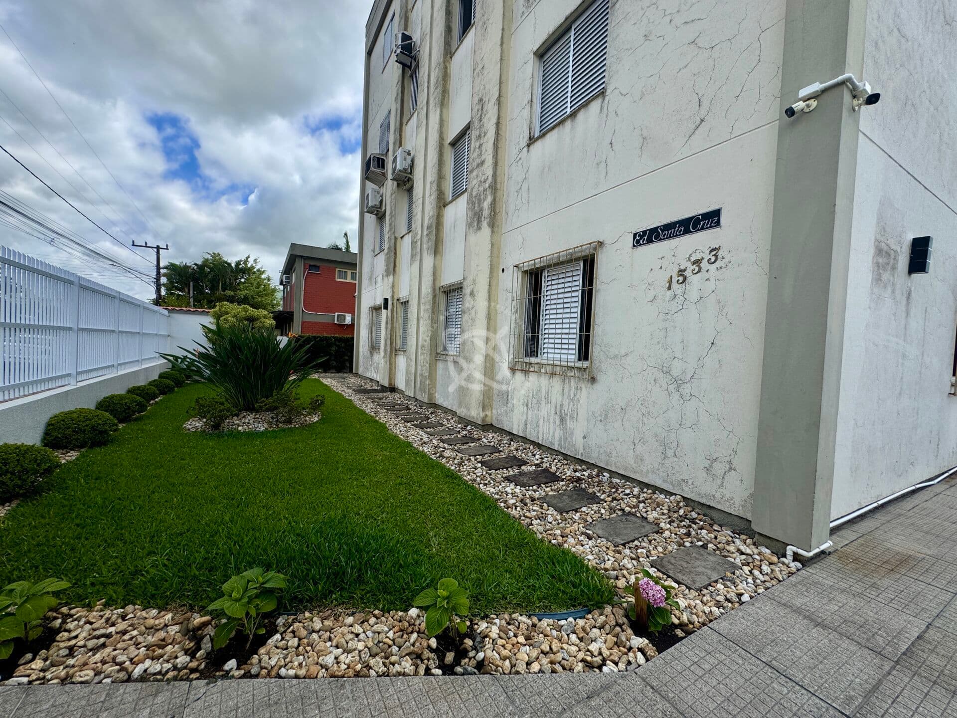 Apartamento 2 dormitórios Centralizado - Coloninha