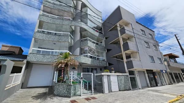 Apartamento semimobiliado - Bal. Arroio do Silva