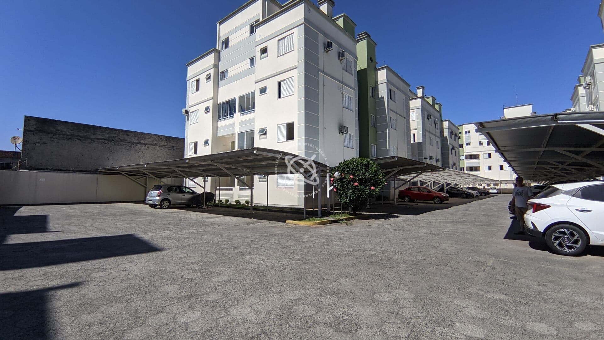 Apartamento 100% mobiliado no Residencial Solar das Avenidas