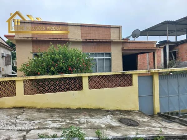 Casa em São Gonçalo - Lindo Parque