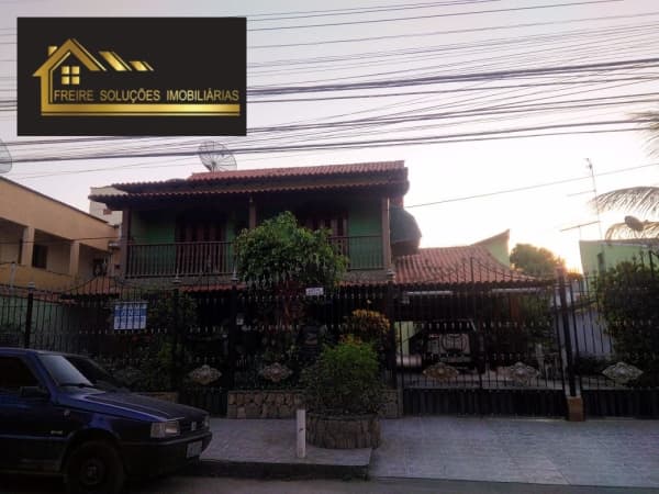 Casa à venda em São Gonçalo/RJ