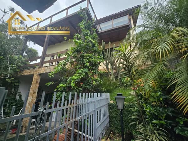 Casa em Niterói - Pendotiba