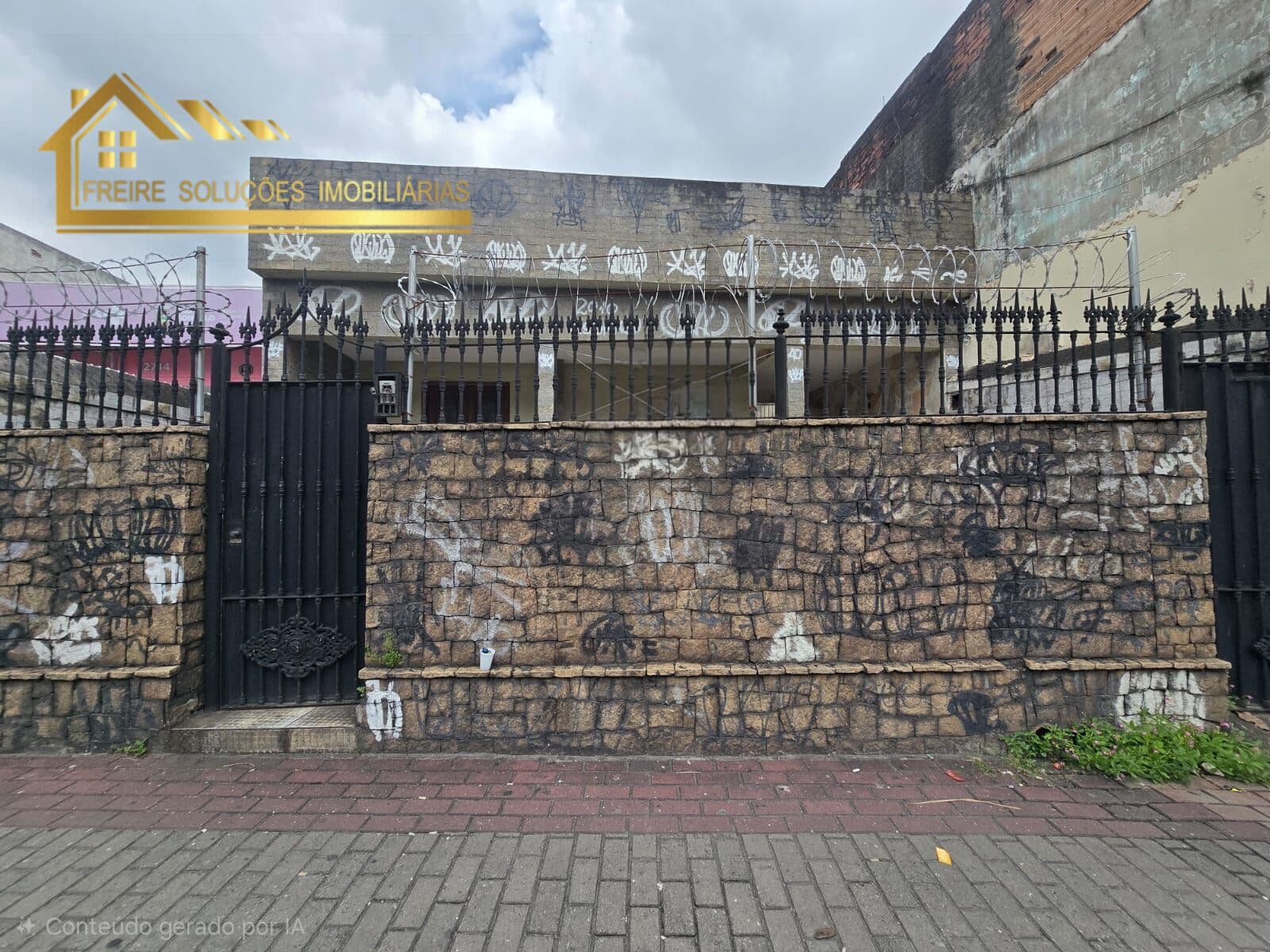 Casa em São Gonçalo - Zé Garoto