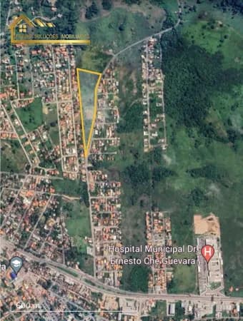 Lotes em condomínio fechado
