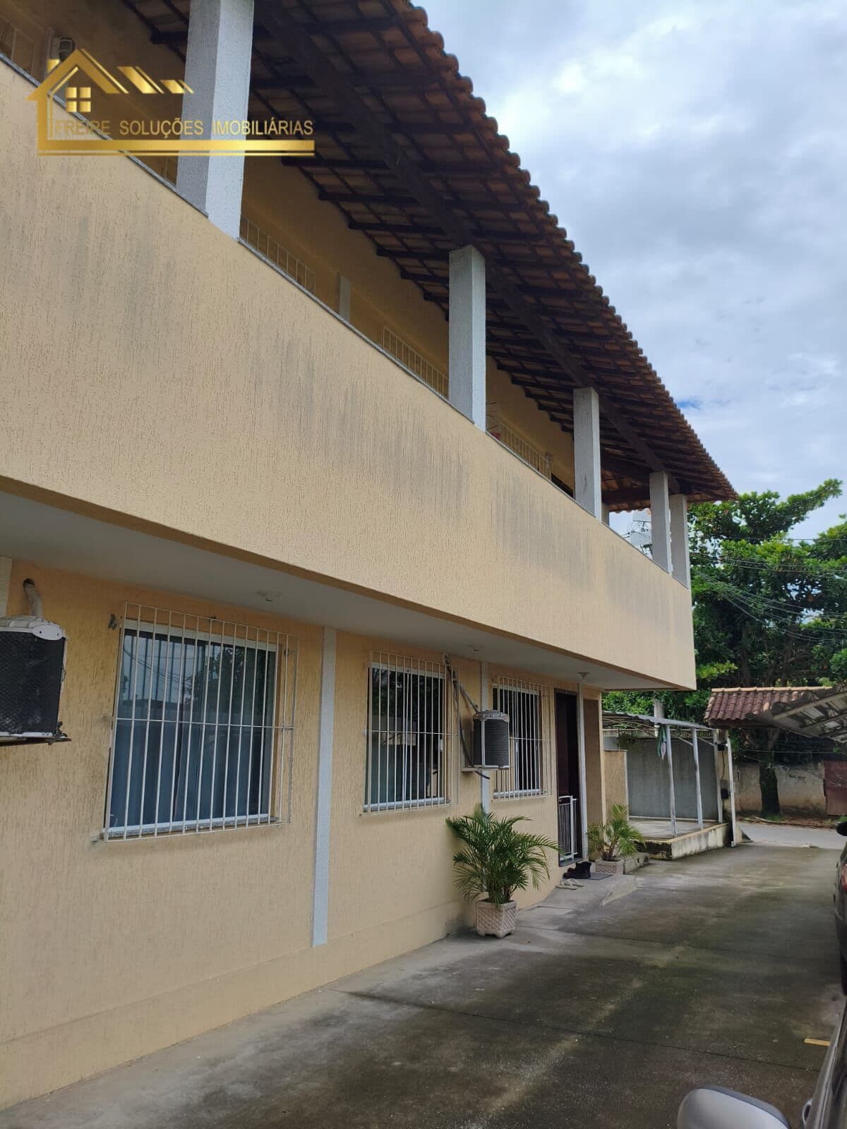 Casa em São Gonçalo - Laranjal