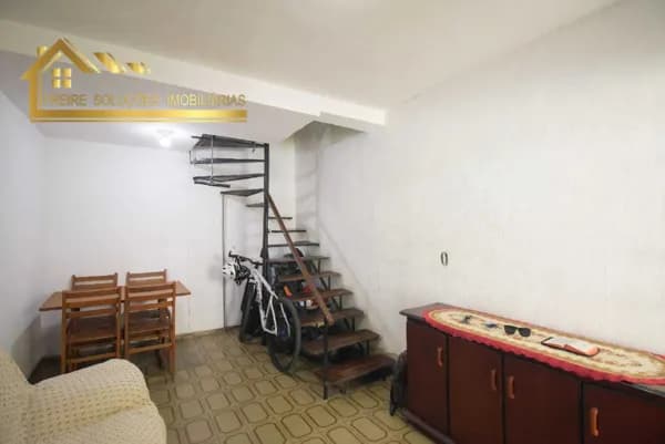 Sobrado em São Gonçalo - Galo Branco