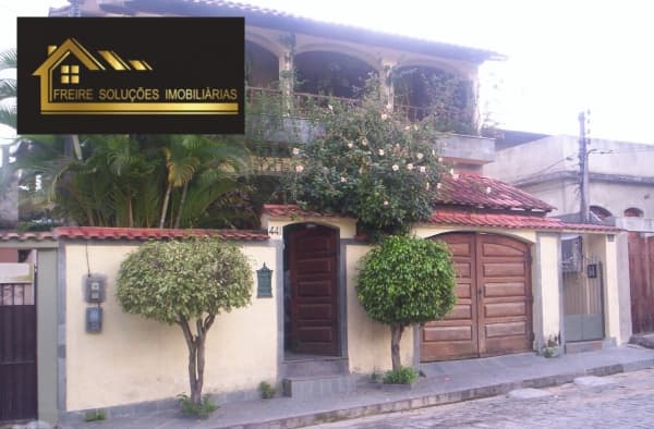 Casa à venda em São Gonçalo/RJ