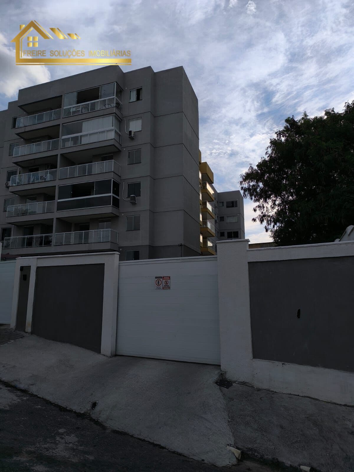 Apartamento em São Gonçalo - Parada 40