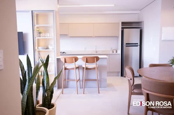 Apartamento à venda no Kobrasol São José 3 dormitórios, 2 demi-suítes, 114,45m² no Andreas Palazzo. Troca de Chaves 2026.