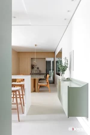 Apartamento no Edifício Manhattan Residence à venda em São José/SC, Floresta - 3 SUÍTES com 132,50m² com 2 vagas livres mais hobby box de 3,00m².