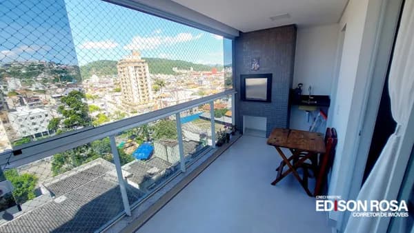 Apartamento no Edifício Belvedere Residence em São José/SC, Floresta - Semi Mobiliado com 3 quartos sendo1 Suíte, 2 vagas mais hobby box.