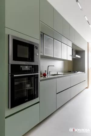 Apartamento no Edifício Manhattan Residence à venda em São José/SC, Floresta - 3 SUÍTES com 133,05m² com 2 vagas livres mais hobby box de 3,00m².
