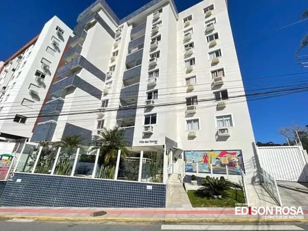 Apartamento 3 quartos sendo 1 suíte Semi Mobiliado com 2 vagas mais hobby box e Sacada com Churrasqueira – São José SC Próximo à BR-101.