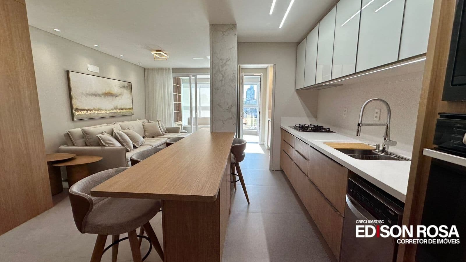 Apartamento Alto Padrão à Venda no Estreito em Florianópolis/SC | Santorim Residence: Apartamentos com 3 suítes e 130m² privativos, a apenas 700 metros da Beira-Mar Continental.