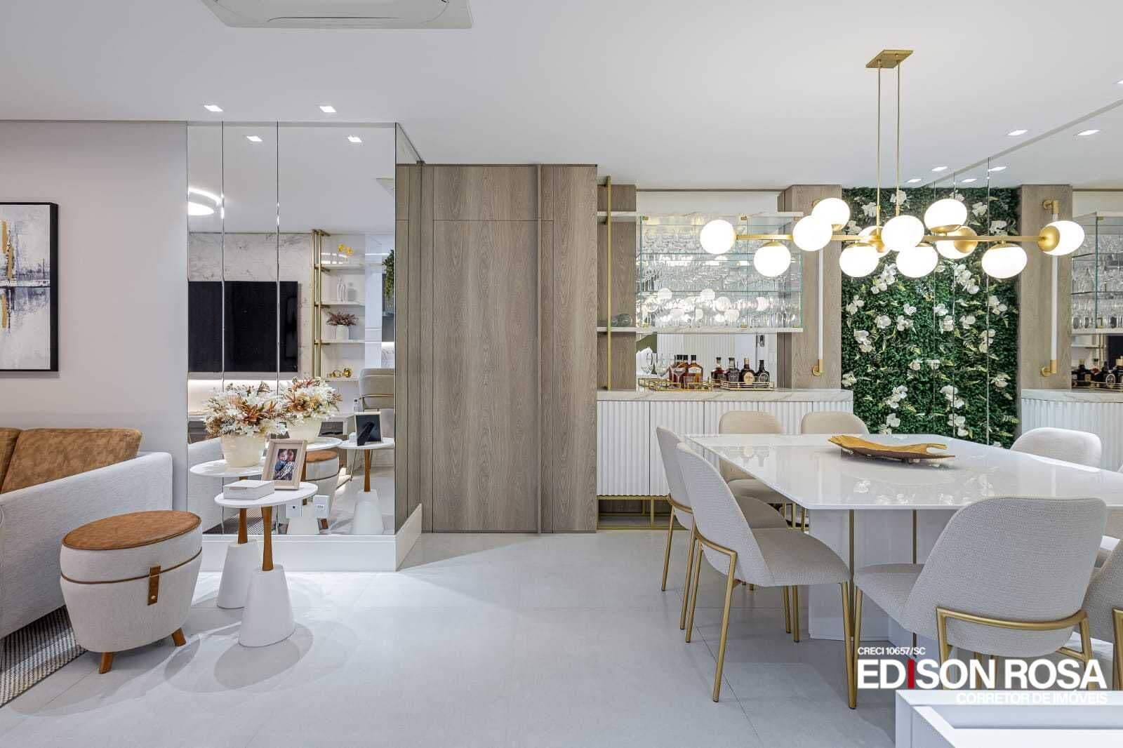 Apartamento à venda em São José/SC, Campinas - Mobiliado com 03 Suítes, 02 Vagas, 134M².