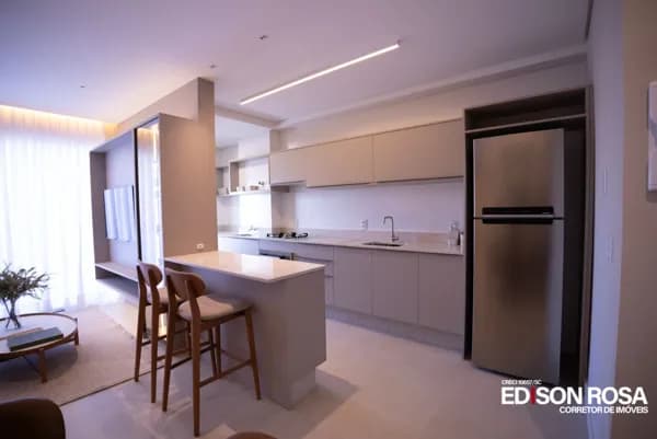Apartamento à venda no Kobrasol São José 3 dormitórios, 2 demi-suítes, 114,45m² no Andreas Palazzo. Troca de Chaves 2026.