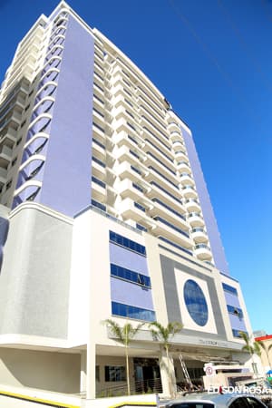 Apartamentos a venda em São José SC no bairro de Campinas á 250 metros da Beira Mar de São José SC.