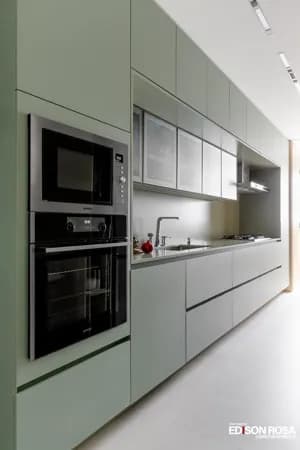Apartamento no Edifício Manhattan Residence à venda em São José/SC, Floresta - 3 SUÍTES com 133,05m² com 2 vagas livres mais hobby box de 3,00m².