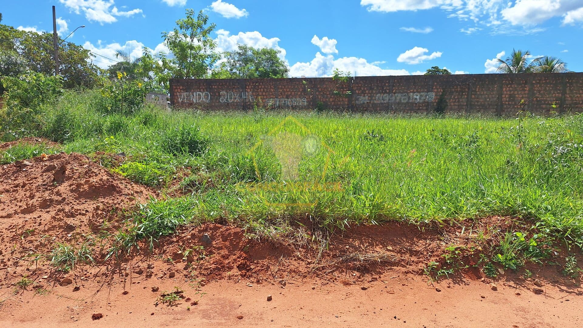 Terreno de esquina com 186,62 m² na Quinta da Bela Olinda - Aceita Financiamento Caixa