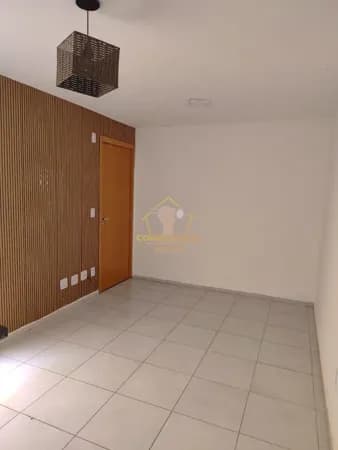 🏡 Apartamento à Venda no Condomínio Bela Espanha com Quintal – Bauru/SP