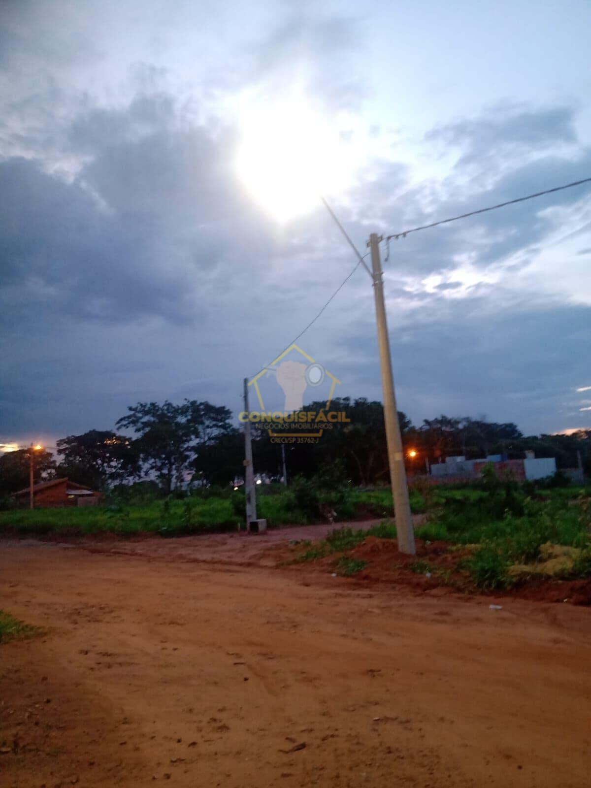 Terreno no bairro Baurulandia perto da Vila Aimorés e da Coca-Cola