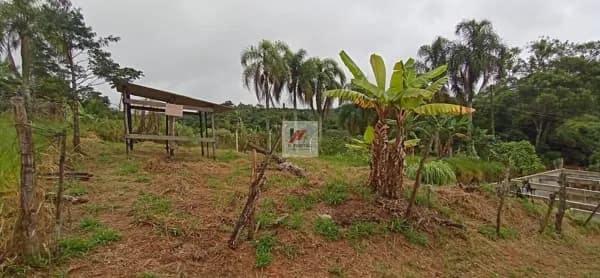 Lote/Terreno em Embu-Guaçu - Centro