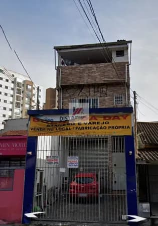 Prédio Comercial e residencial