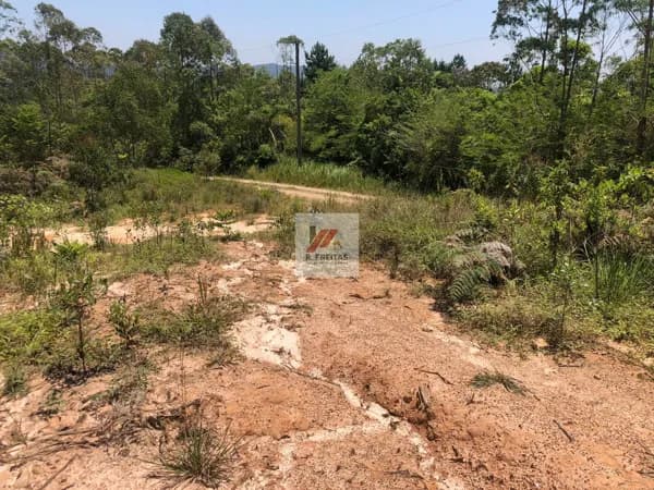 Terrenos à venda no bairro Colibris - Embu-Guaçu/SP