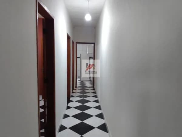 VENDE-SE TERRENO COM DUAS CASAS E UM PONTO COMERCIAL — JARDIM SHANGRILÁ