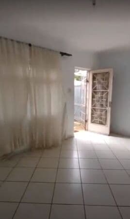 Casa em São Paulo - Jardim Cidália