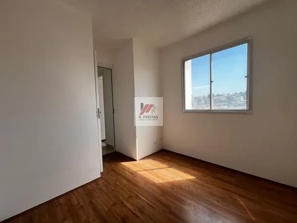 Apartamento em São Paulo - Jardim Itacolomi