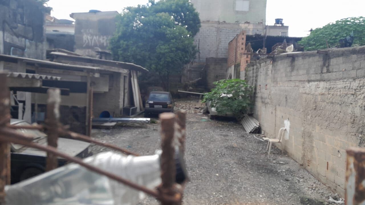 Lote/Terreno em São Paulo - Jardim Irapiranga