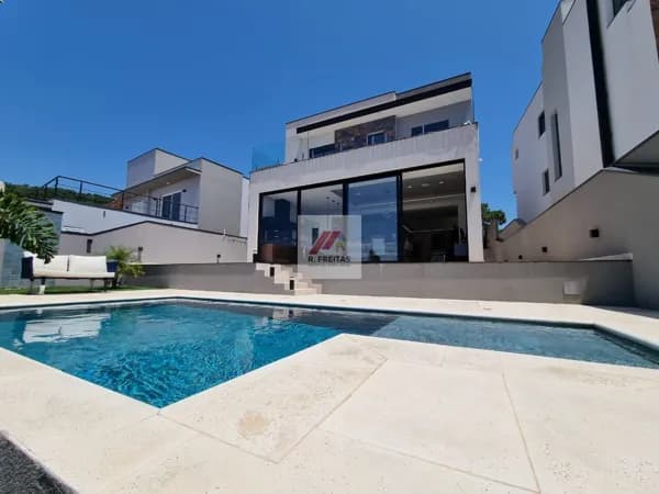 Casa de Condomínio em Itupeva - Centro