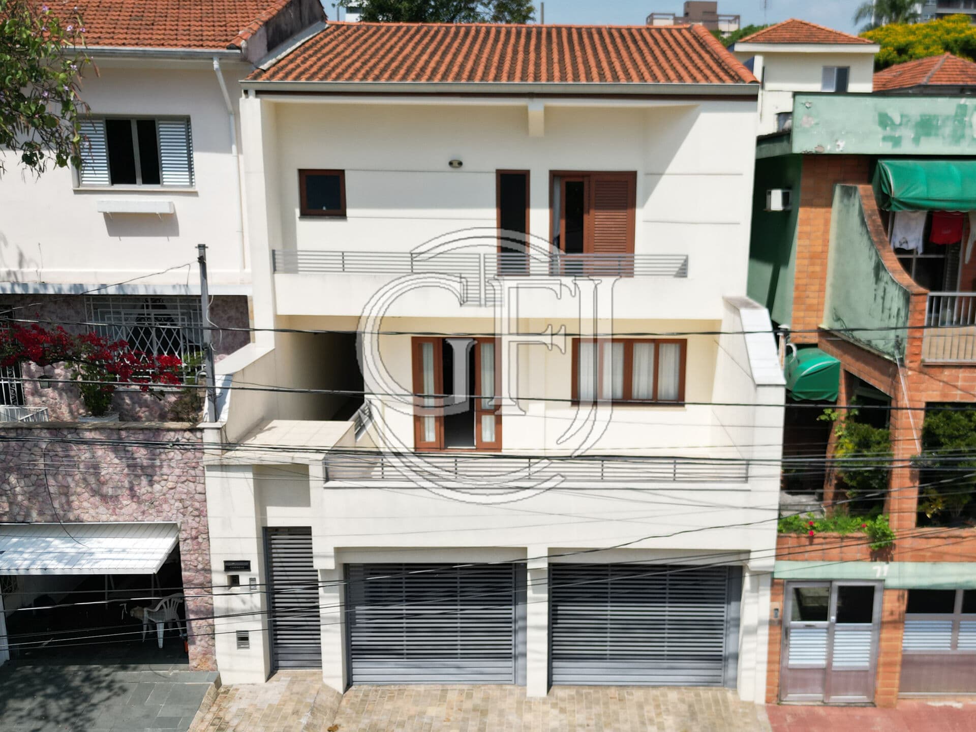 Casa 3 suítes, 4 vagas ao lado do Parque da Aclimação