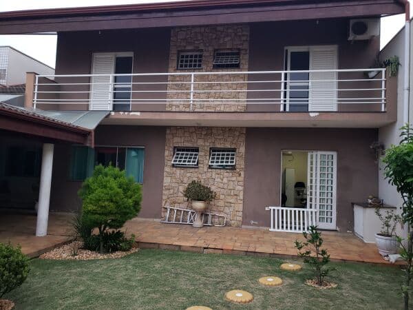 Casa Sobrado opcional moradia + comercial