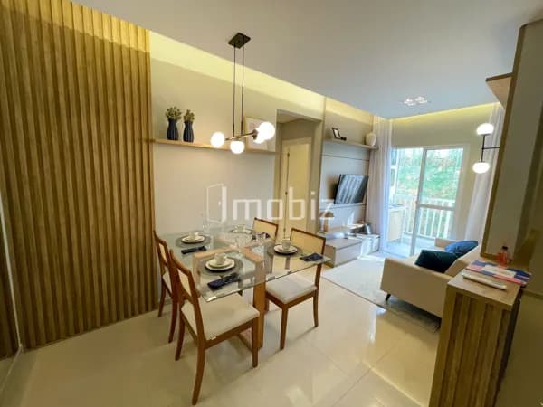 Apartamento - 2 quartos, 1 vaga e varanda