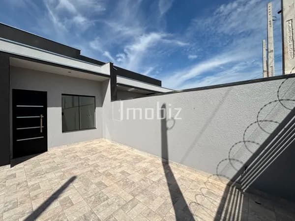 Casa, 2 Dormitórios, Sendo 1 Suíte