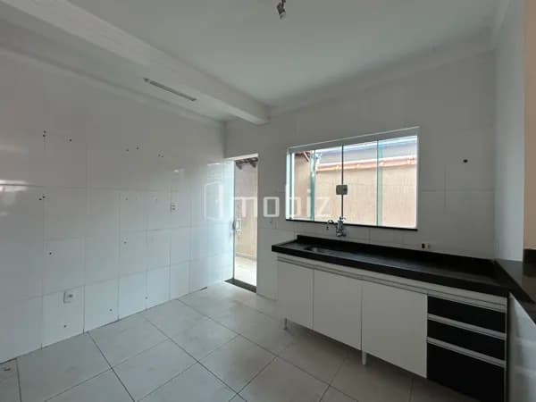 Casa de Condomínio em Sorocaba - Jardim Nogueira